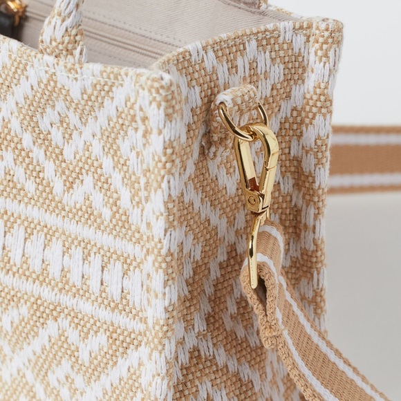 Brand New H&M mini book tote with strap - Picture 3 of 7